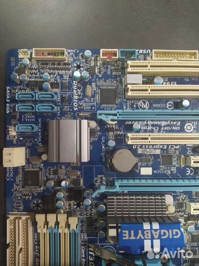 Материнская плата