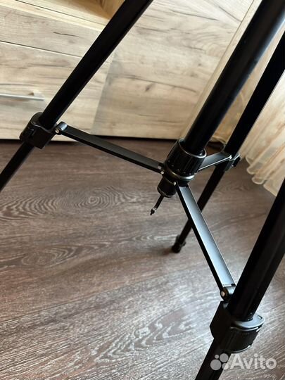 Штатив Weifeng WT-3716