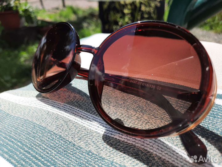 Солнцезащитные очки