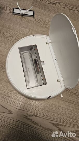 Робот-пылесос Xiaomi Mi Robot Vacuum-Mop