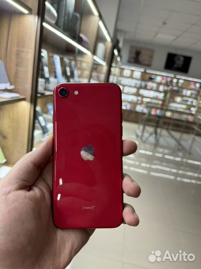 iPhone SE (2020), 128 ГБ