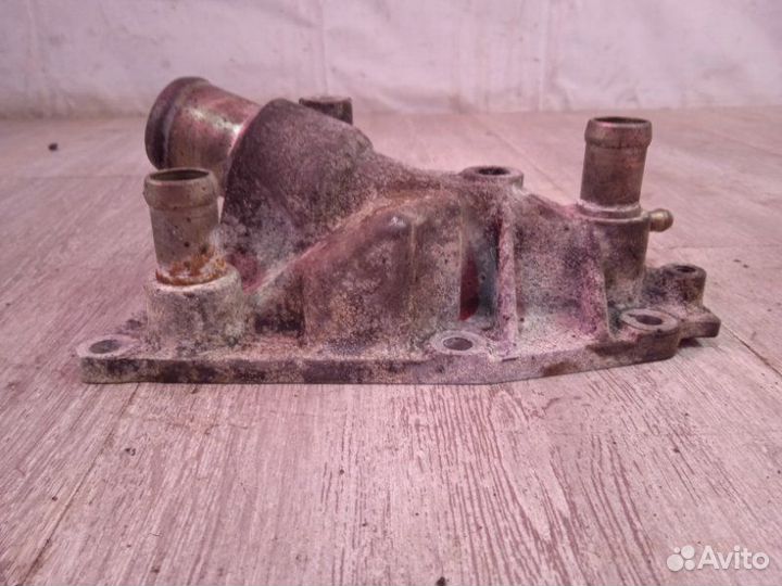 Корпус термостата Nissan Juke F15 HR16DE 2013