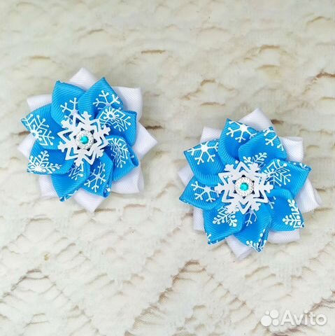 Резинка для волос со снежинкой
