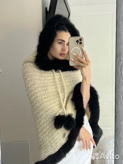 Пончо вязаное Roccobarocco оригинал