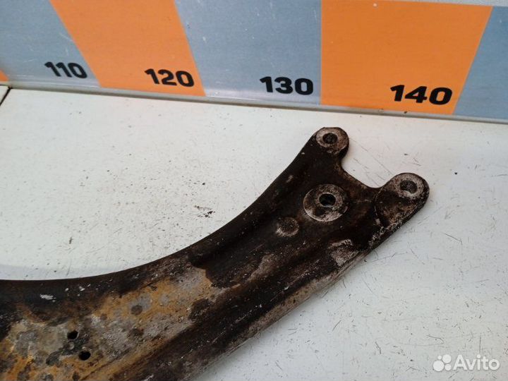 Рычаг передний левый Volkswagen Passat B6 2.0 2007