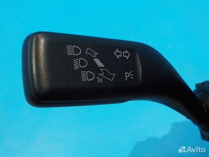 Подрулевой переключатель в сборе skoda Octavia A5