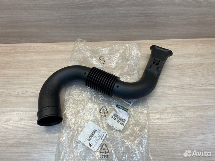 Патрубок воздушного фильтра Renault Logan 2