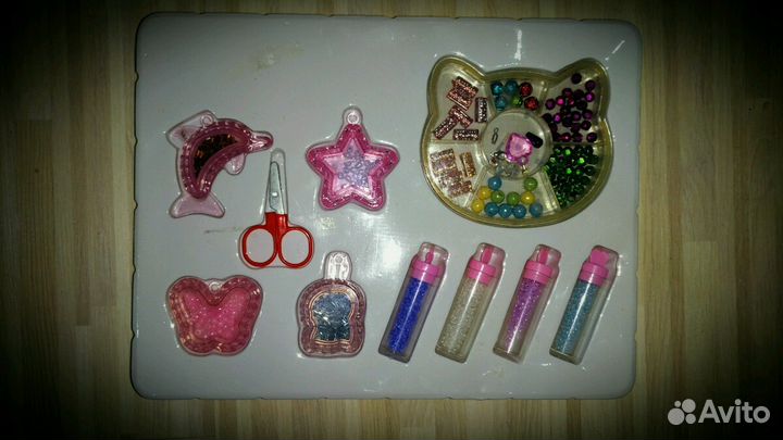 Набор бусин (бисер)