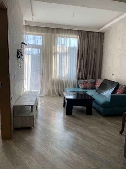 2-к. квартира, 56,2 м², 2/5 эт.