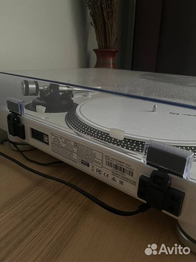 Проигрыватель винила Pioneer PLX-500-W