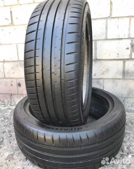 Michelin Pilot Sport 4 225/45 R19