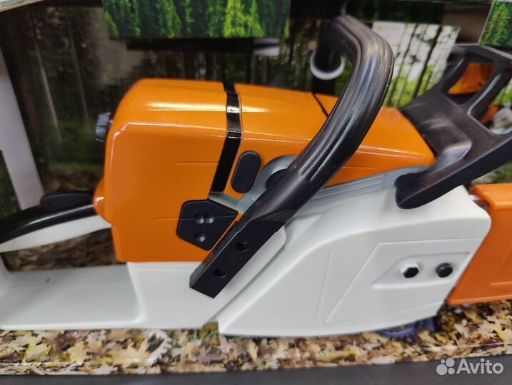 Игрушечная бензопила Stihl (подарок для ребенка)