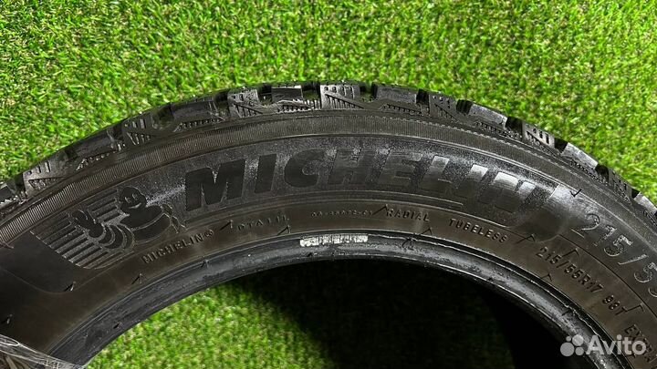 Michelin X-Ice North 4 215/55 R17 98T