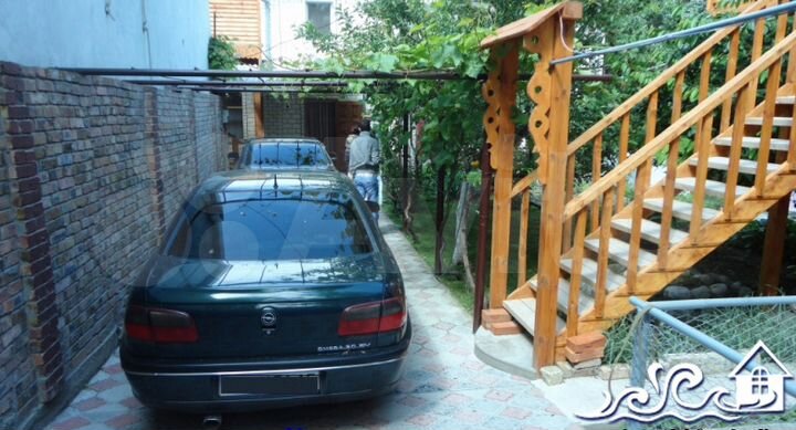 Дом 97 м² на участке 5 сот.