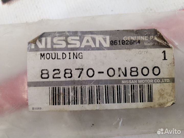 Молдинг двери задней правой Nissan Almera N15 95-0