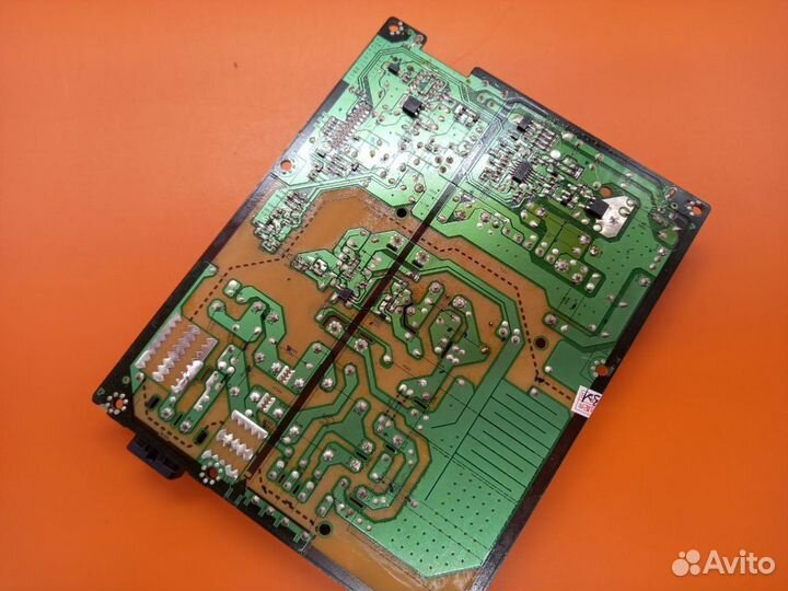 36570 Плата питания 42LM3450