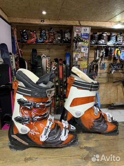 Горнолыжные ботинки Atomic hawx 90