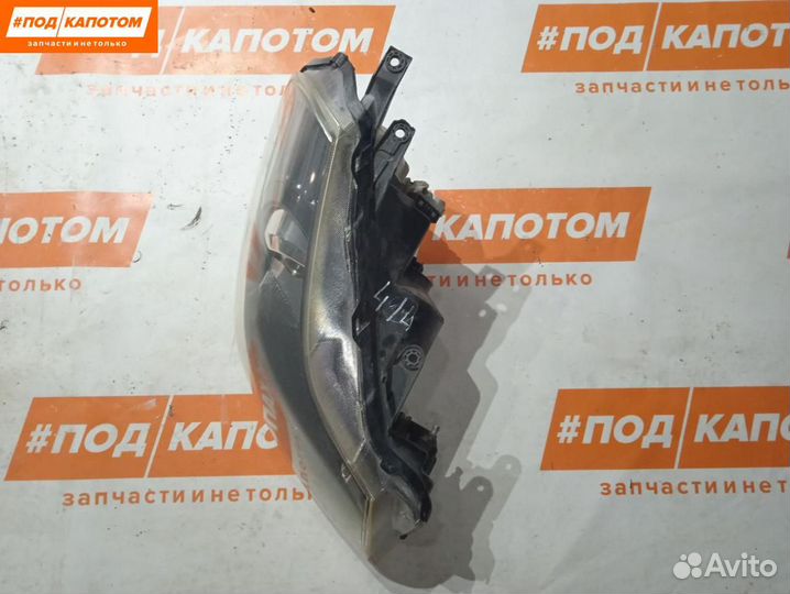 Фара Ксенон прав. Suzuki SX4 2007