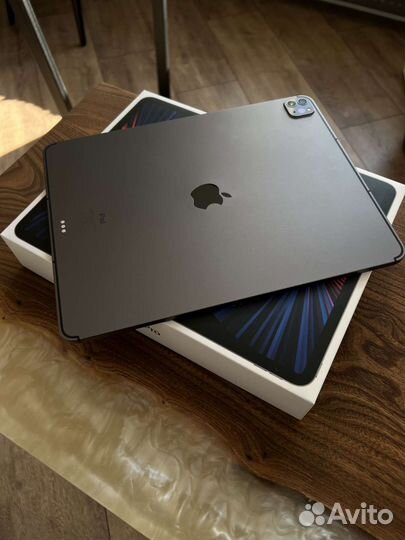 iPad Pro 12.9 Wi-Fi + Cellular 1TB