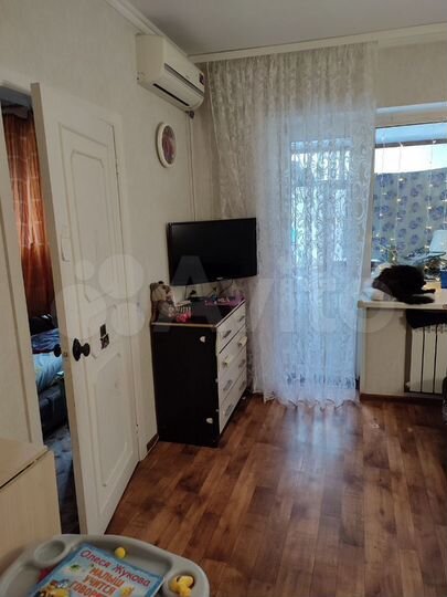 3-к. квартира, 42 м², 5/5 эт.