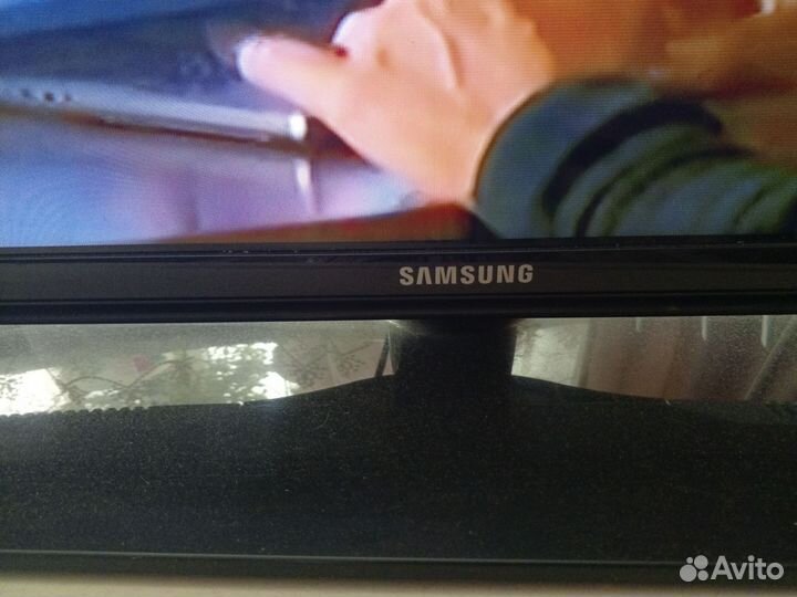 Телевизор samsung
