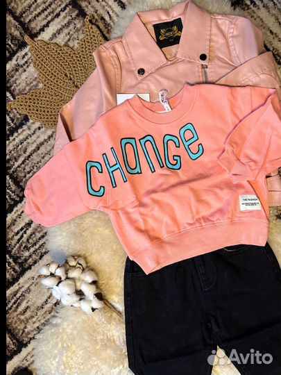 Лот детских вещей