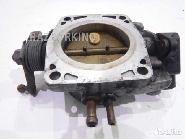 Дроссельная заслонка 8250483