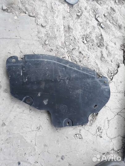 2017-23 Заглушка защиты двигателя cx5