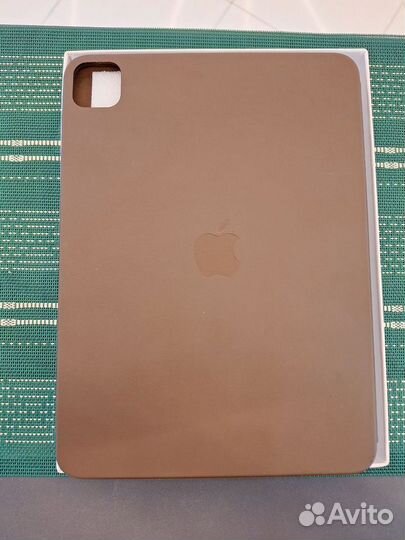Чехол на iPad pro 11