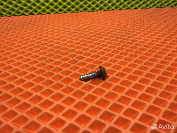 Болт скобы дроссельной заслонки Renault Logan