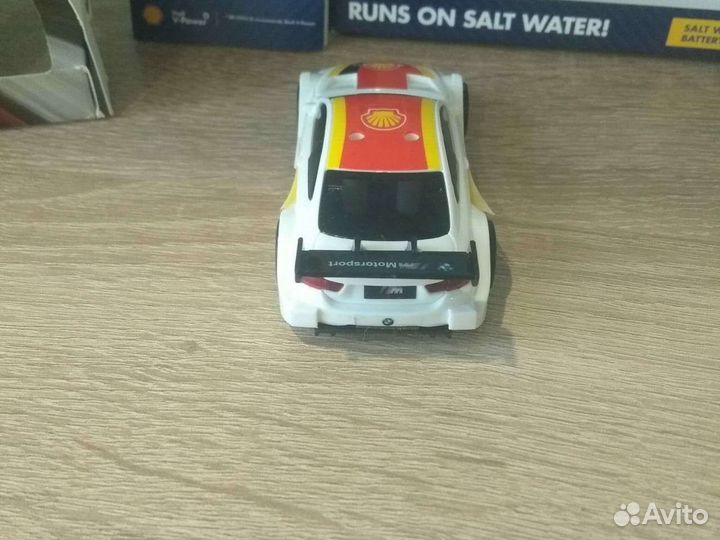 BMW M4 машинка