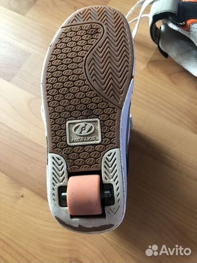 Кроссовки на колесиках heelys