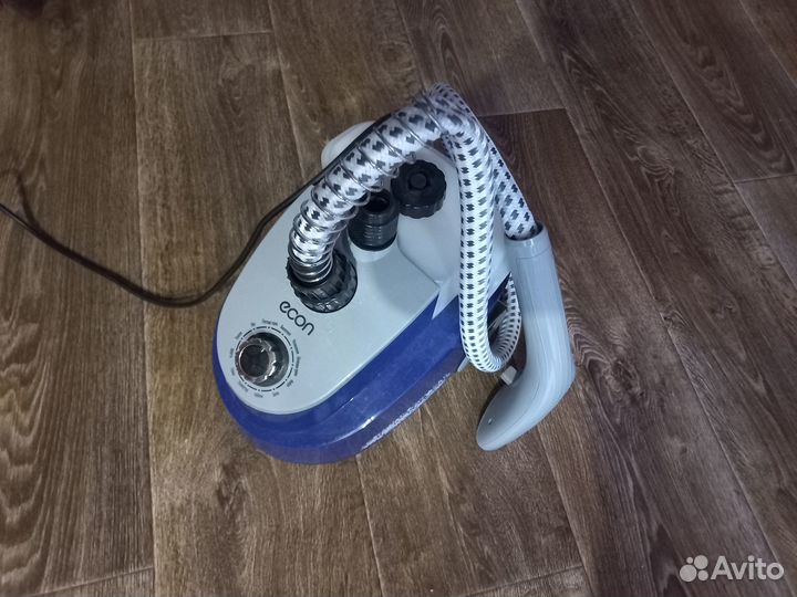 Отпариватель для одежды новый