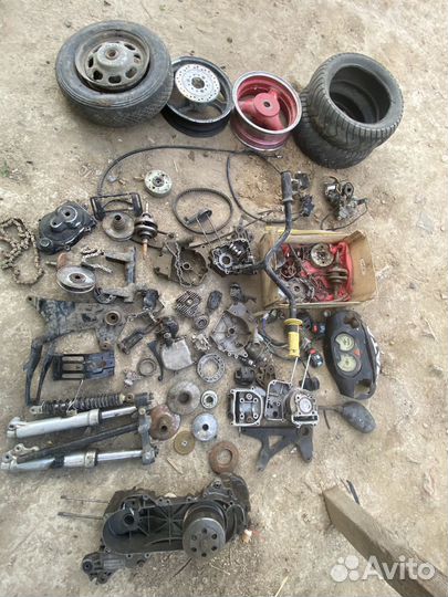 Запчасти на скутер 139 qmb