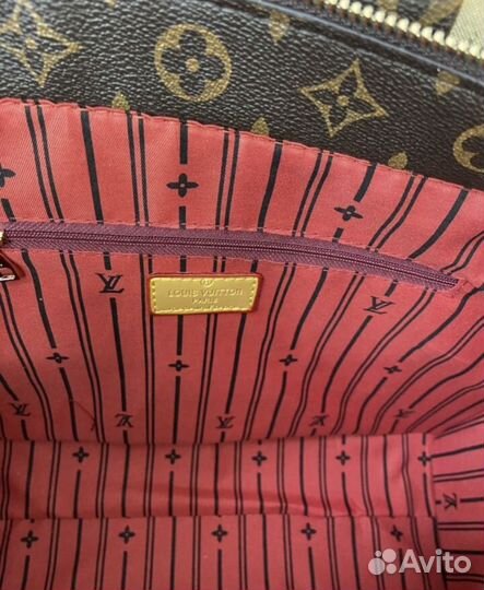 Сумка Louis Vuitton