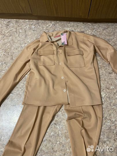 Мужской костюм 48-50 размер