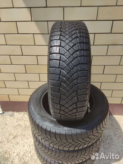 Pirelli Ice Zero FR 185/60 R15
