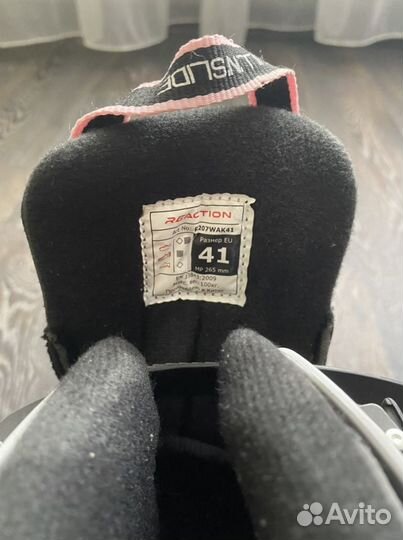 Женские ролики + комплект защиты