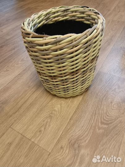 Кашпо из ротанга