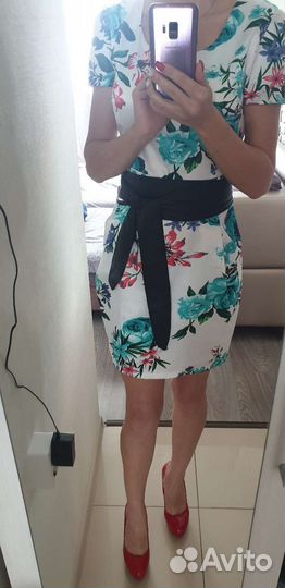 Платье атласное