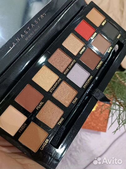 Палитра теней новая