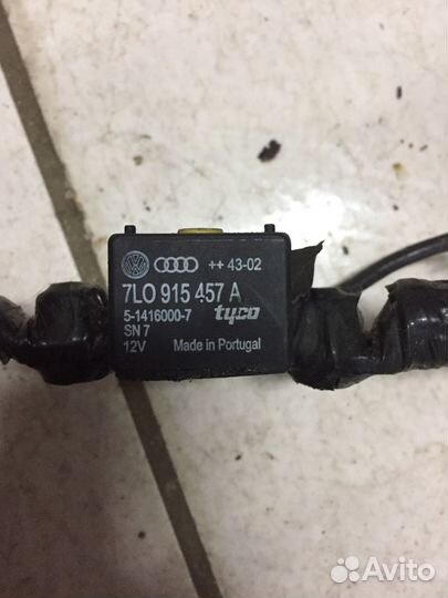 Пирапатрон акб с клемами Audi A8 D3