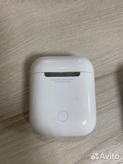 Наушники Airpods