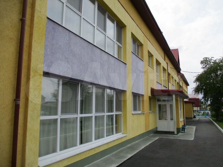 Здание, 2732.2 м²