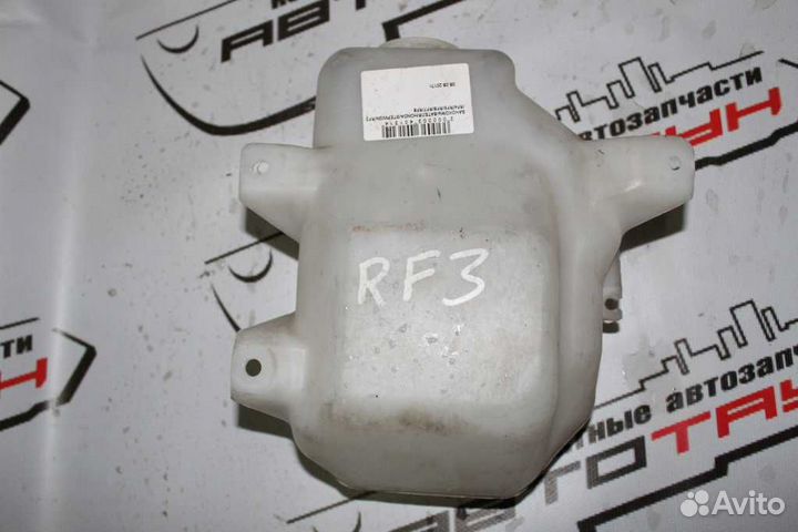 Бачок омывателя honda stepwgn RF3 RF4 RF5 RF6 RF7