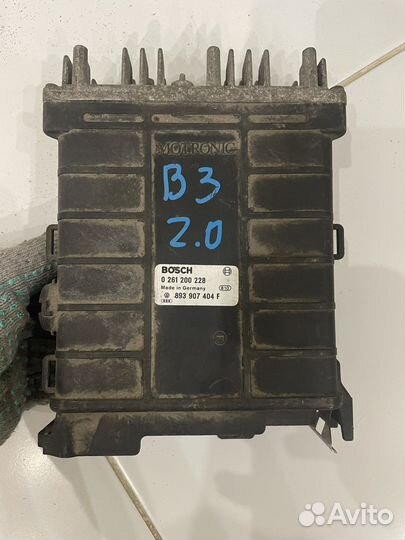 Блок управления двигателем Volkswagen Golf 3/Vento