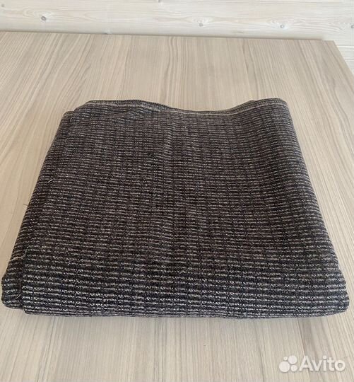 Три различных отреза ткани