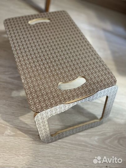 Столик под ноутбук IKEA