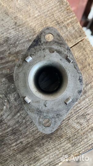 Гильза направляющая Mitsubishi carisma 1,6 л