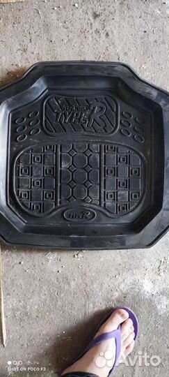 Автомобильные коврики резиновые